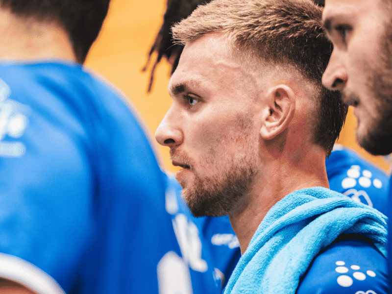 L&rsquo;âme du MOC, Enzo Fischer, décrypte le duel face au leader